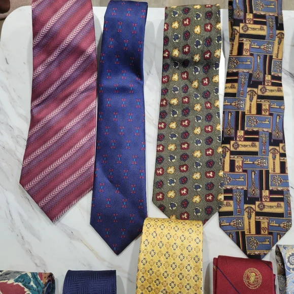 Silk Tie Lot - Picture 2 of 14